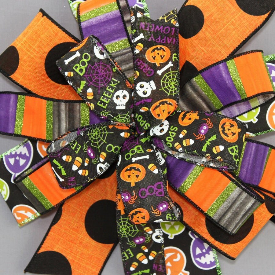 Festive Halloween Pumpkins Wreath Bow 